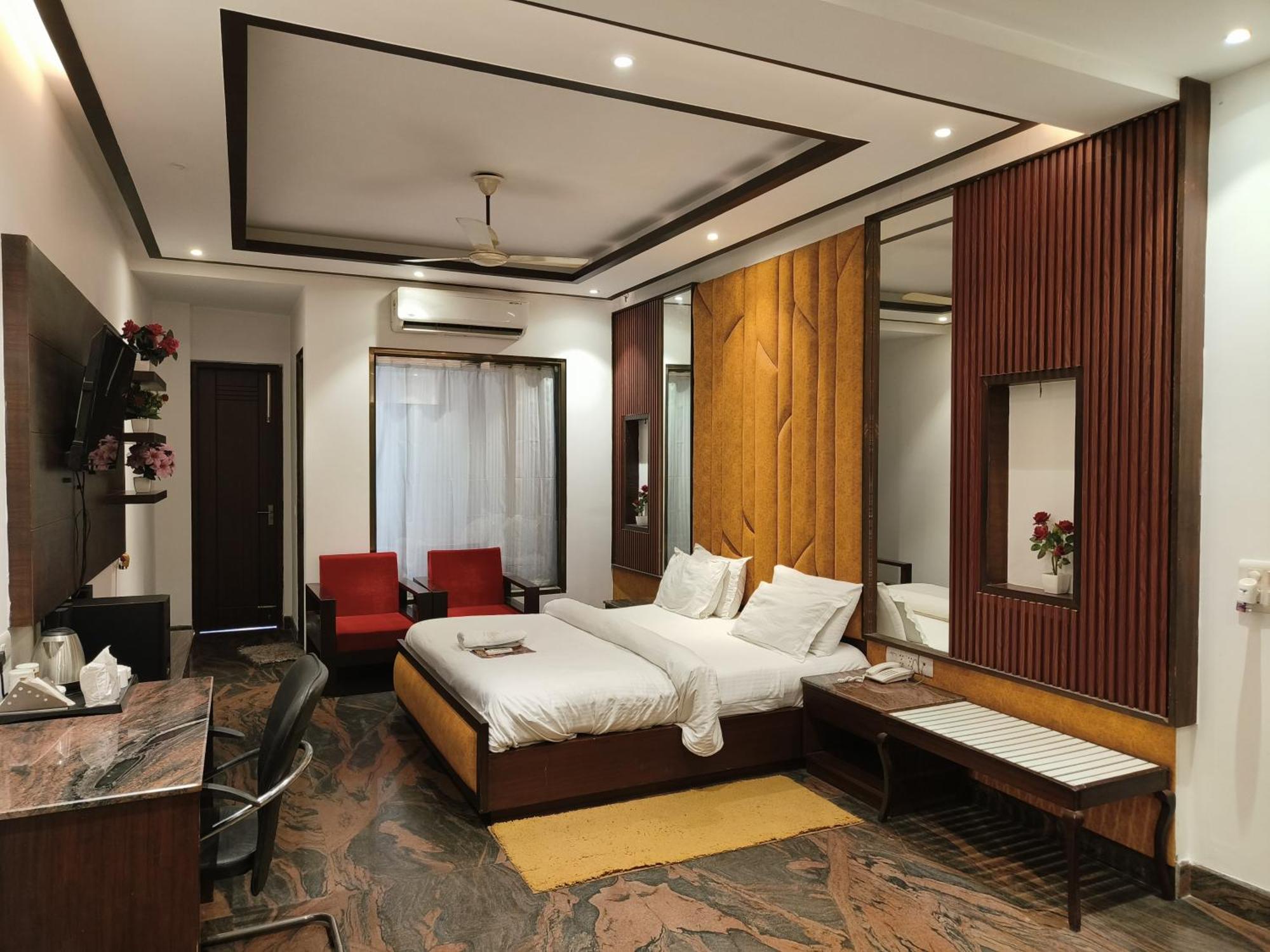 Jjk Rukmini Vilas Hotel & Banquet Muzaffarpur Buitenkant foto