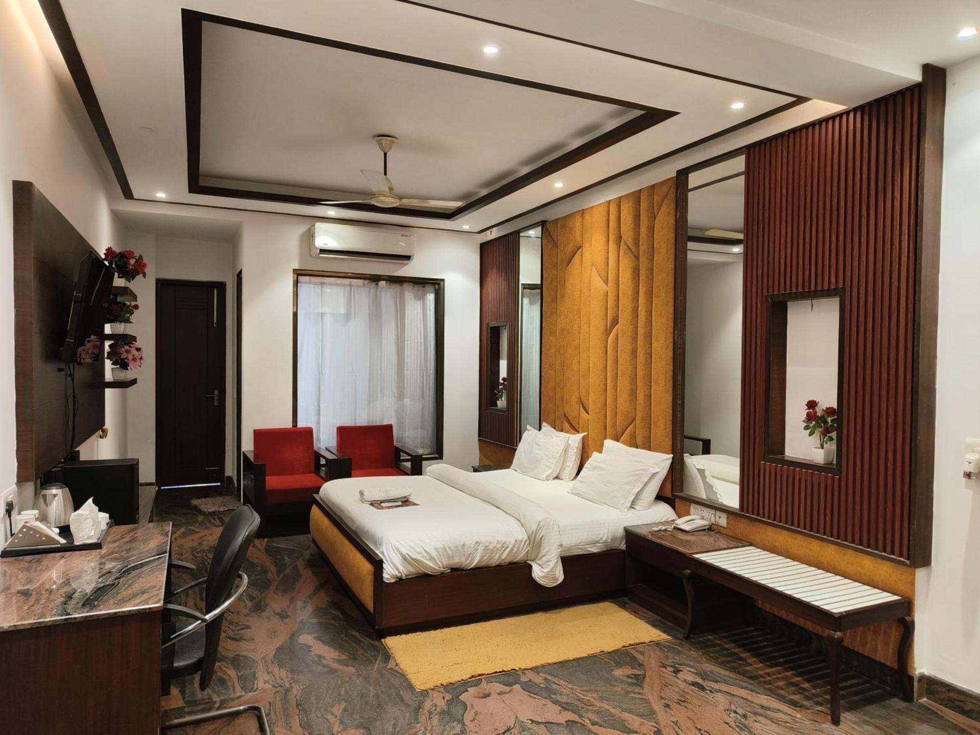 Jjk Rukmini Vilas Hotel & Banquet Muzaffarpur Buitenkant foto